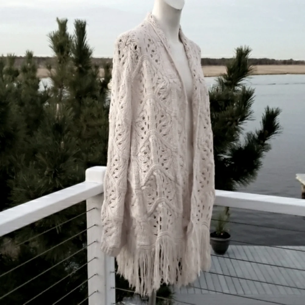 THE PARAGON Open Front Cardigan, Fringed Loose Knit Cream Color, Size L